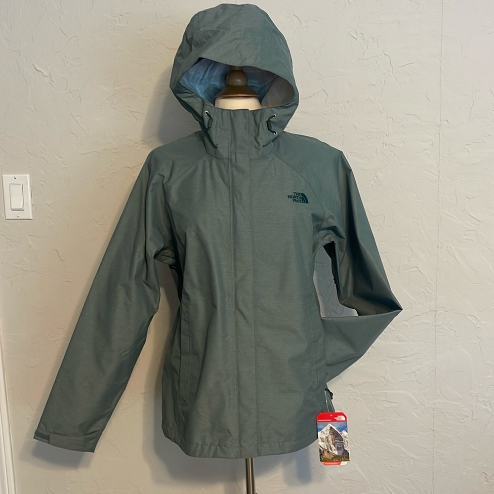 Brand New The North Face Women’s Venture Jacket